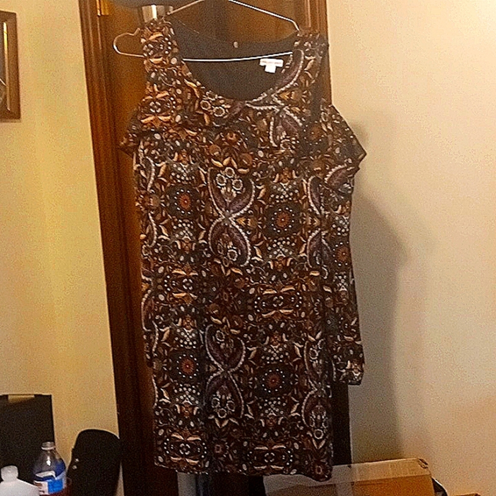 Xhilaration size small open shoulder long sleeve midi